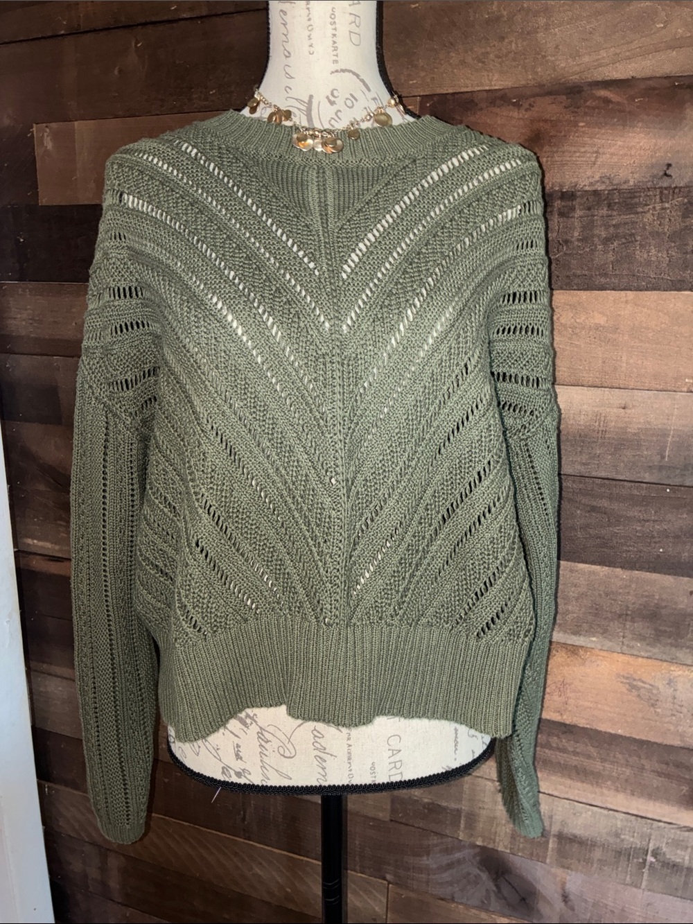 Old Navy Olive Green Open-Weave Crewneck Sweater Oversized Sweater #fallfashion
